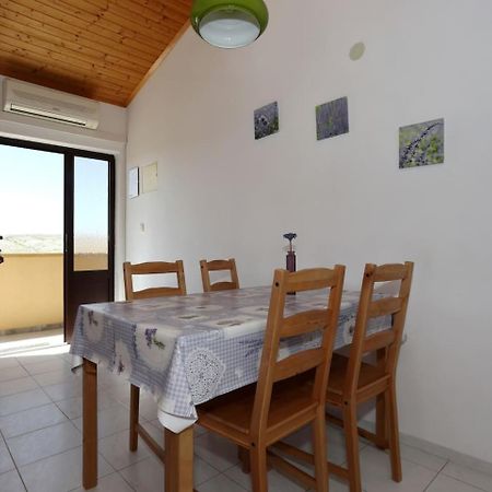Little Heaven On Earth - Apartmani Martina Vlašići Extérieur photo
