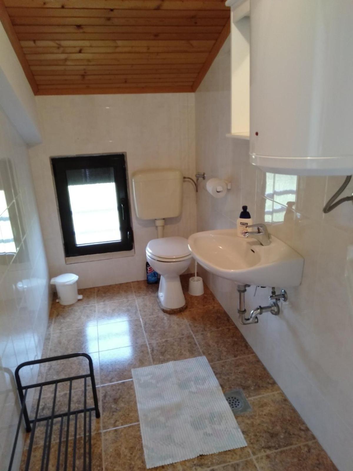 Little Heaven On Earth - Apartmani Martina Vlašići Extérieur photo