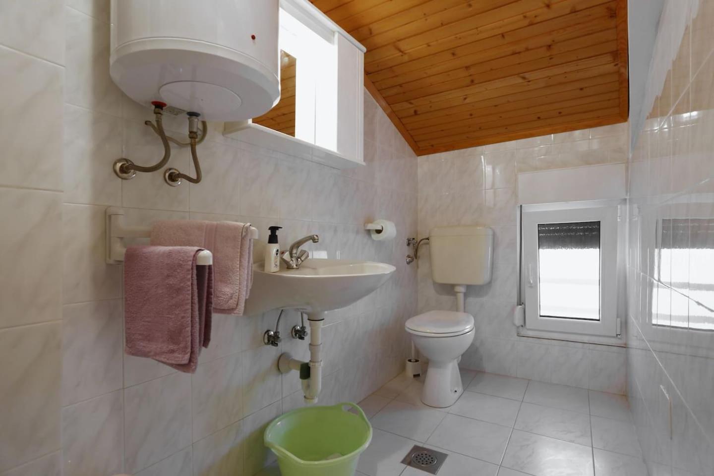 Little Heaven On Earth - Apartmani Martina Vlašići Extérieur photo