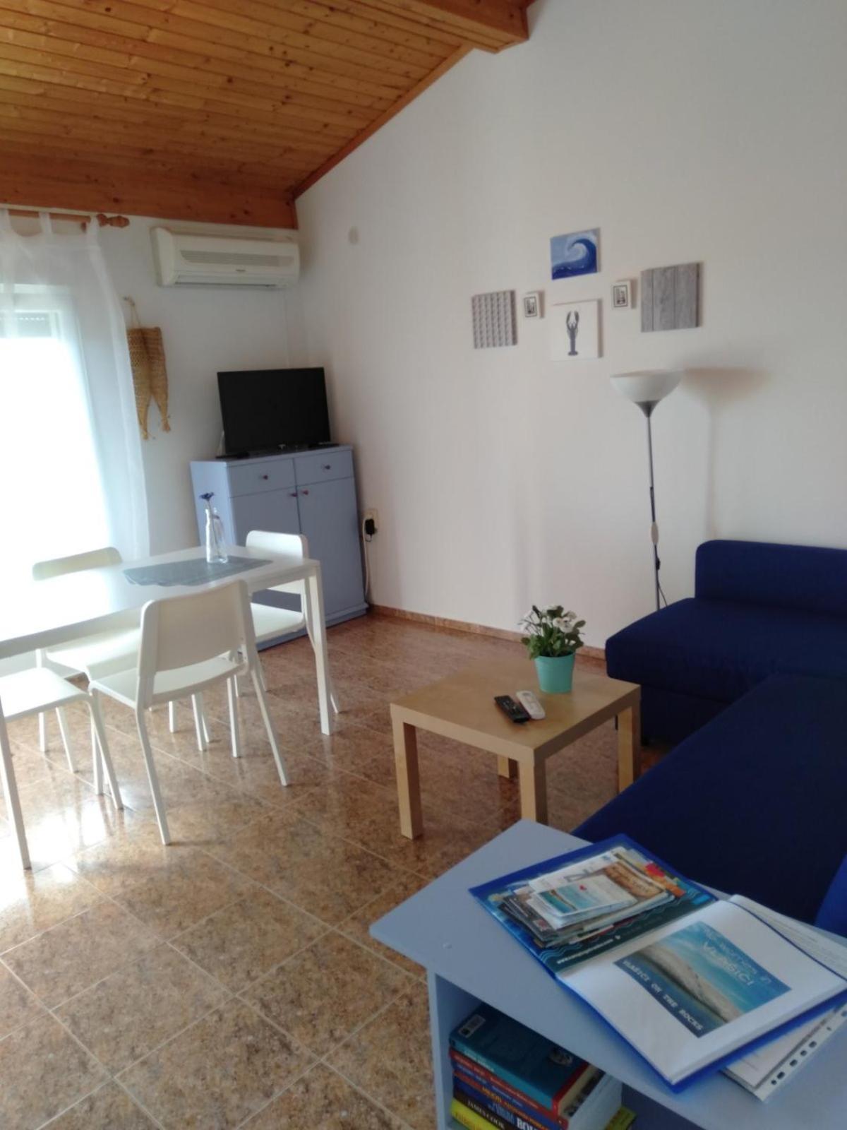 Little Heaven On Earth - Apartmani Martina Vlašići Extérieur photo